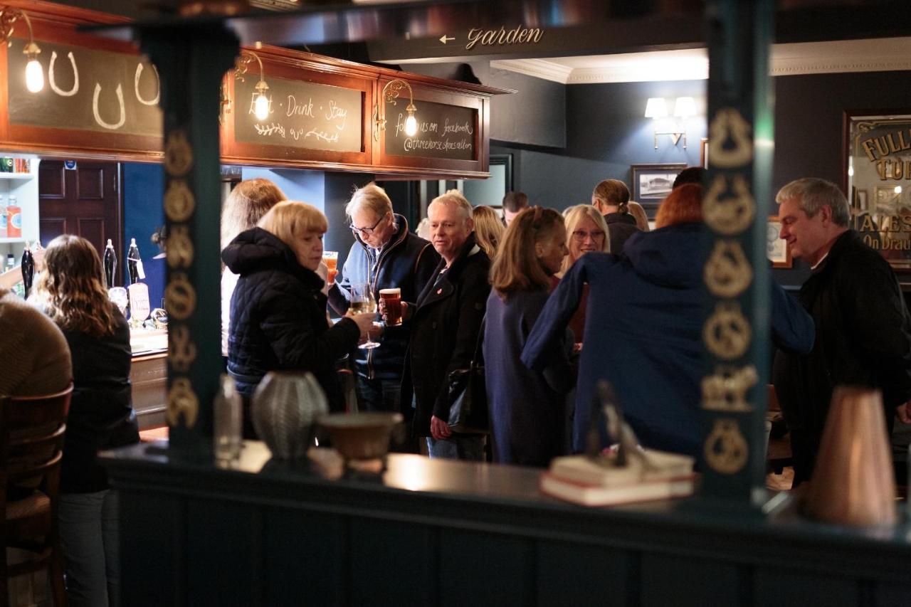 The Three Horseshoes East Worldham Alton  Bagian luar foto